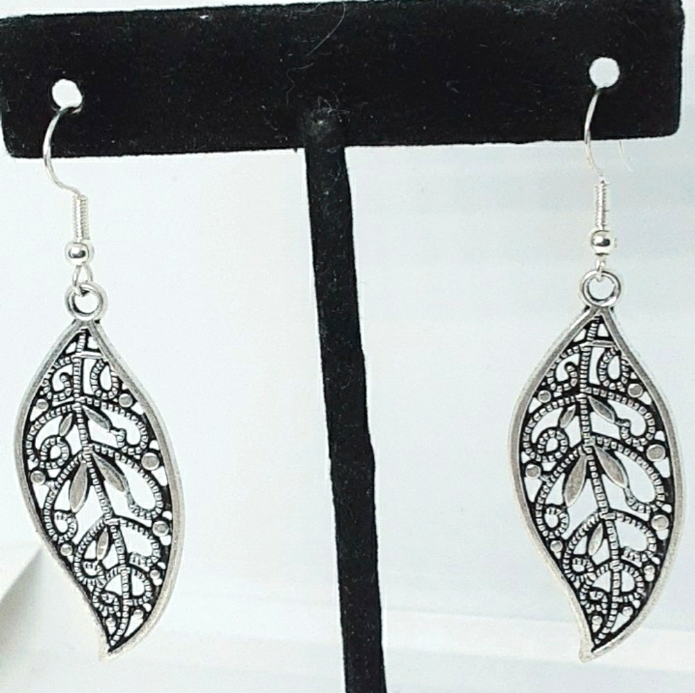 Leaf Earrings